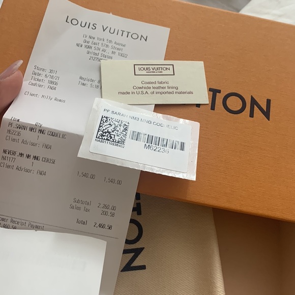 LV wallet - Picture 8 of 8